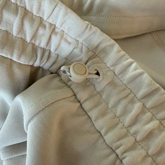 White Ribbed Joggers - Picture 6 of 7